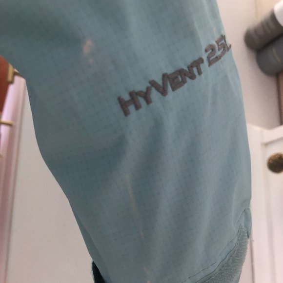 North Face Robin's Egg Blue Venture Rain Jacket - Picture 11 of 11